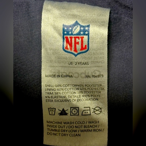 Seattle Seahawks Cub-coats Full-Zip Hoodie W/ Hidden Soft Plushie in the Hood - Picture 8 of 10